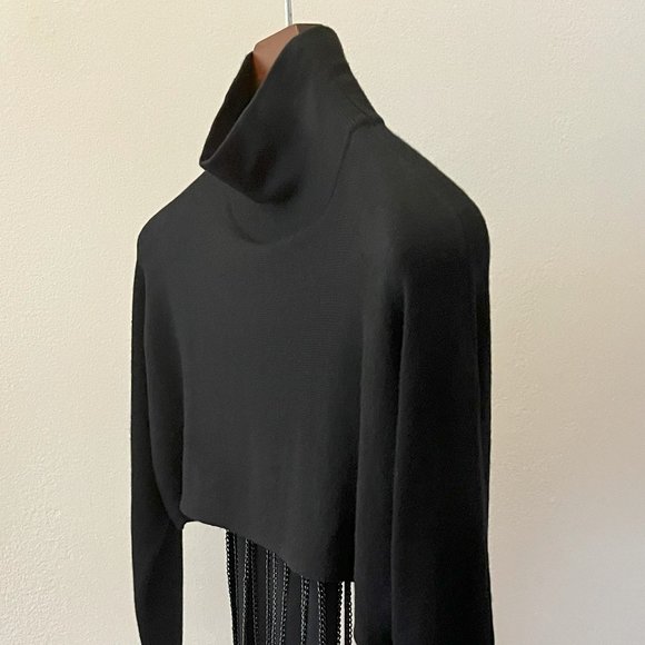 Black Crop Top - Picture 3 of 9